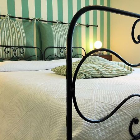 La Casa Di Gabri Bed & Breakfast Iseo Bagian luar foto