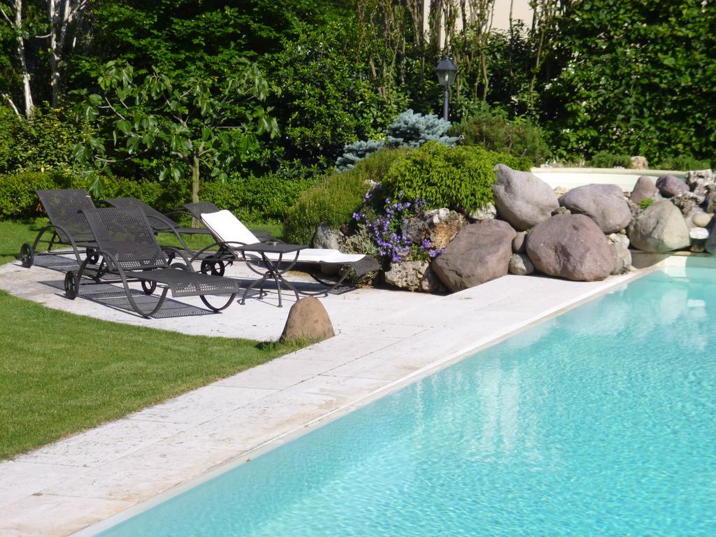La Casa Di Gabri Bed & Breakfast Iseo Bagian luar foto