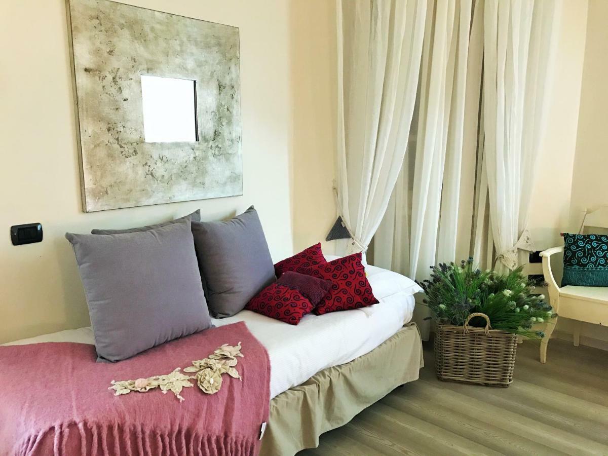 La Casa Di Gabri Bed & Breakfast Iseo Bagian luar foto